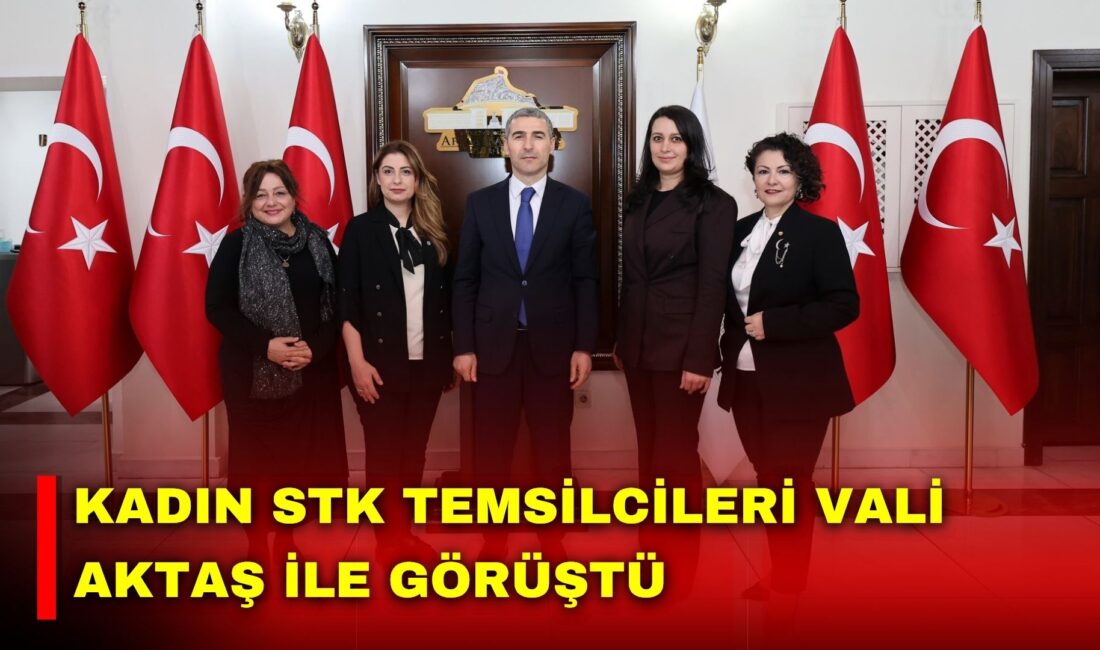 Afyonkarahisar Valisi Dr. Naci Aktaş, hayırlı olsun ziyaretleri kapsamında kadın