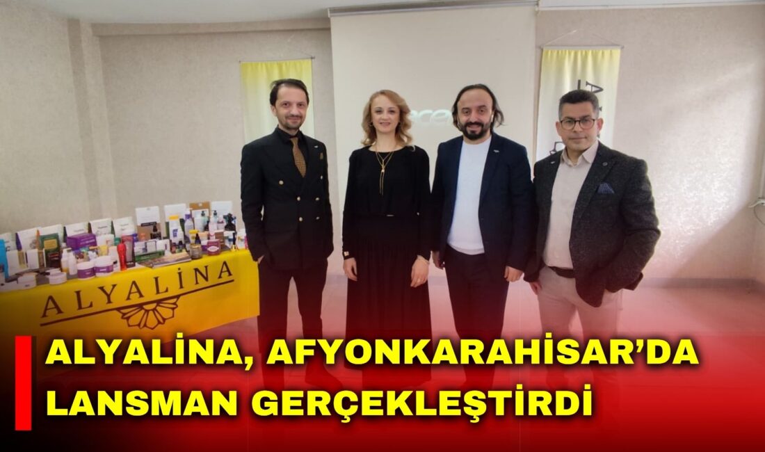Afyonkarahisar’da düzenlenen lansman programında Alyalina markası, katılımcılarla bir araya gelerek