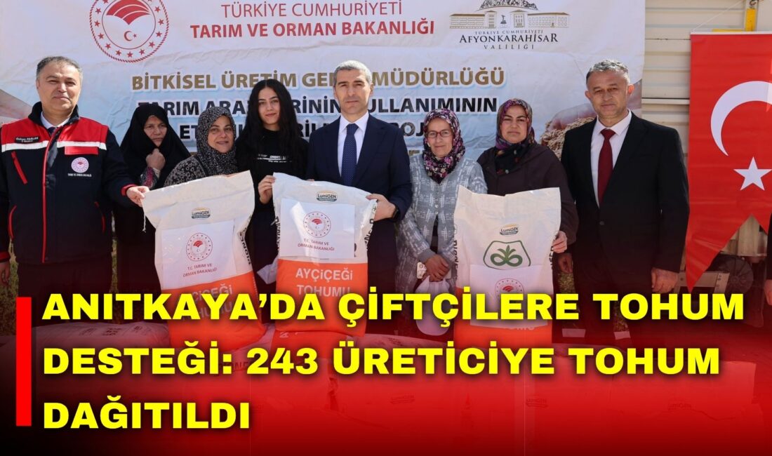 Afyonkarahisar’ın Anıtkaya köyünde, Tarım Arazilerinin Kullanımının Etkinleştirilmesi Projesi kapsamında tohum