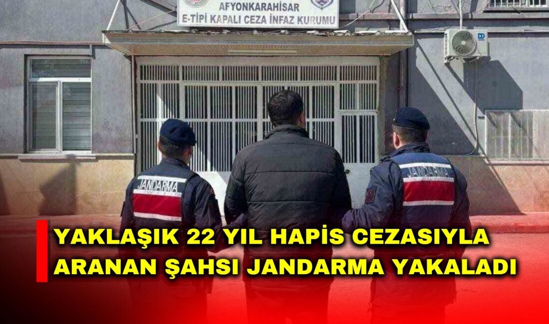 Yaklaşık 22 yıl hapis cezasıyla aranan şahsı jandarma yakaladı Afyonkarahisar’da farklı suçlardan toplamda 21 yıl 5 ay 7 gün