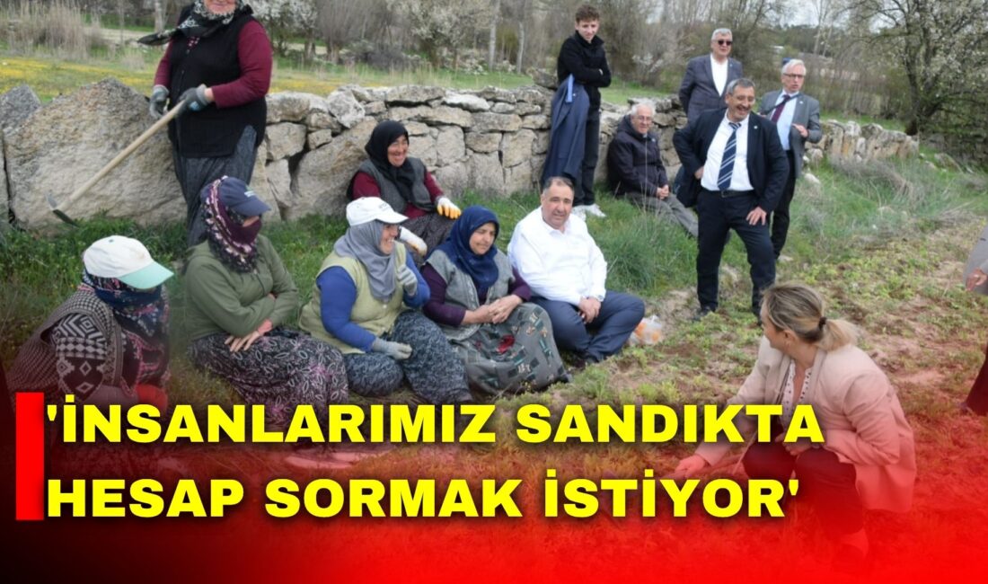 İYİ Parti Afyonkarahisar İl Başkanı Muhammet Mısırlıoğlu, İl Sekreteri Şaban