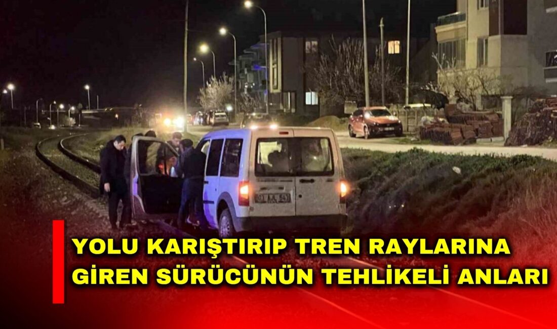 Yolu karıştırıp tren raylarına giren sürücünün tehlikeli anları Afyonkarahisar’da yolu karıştıran sürücü demir yoluna girdi. Araç raylara girdiği