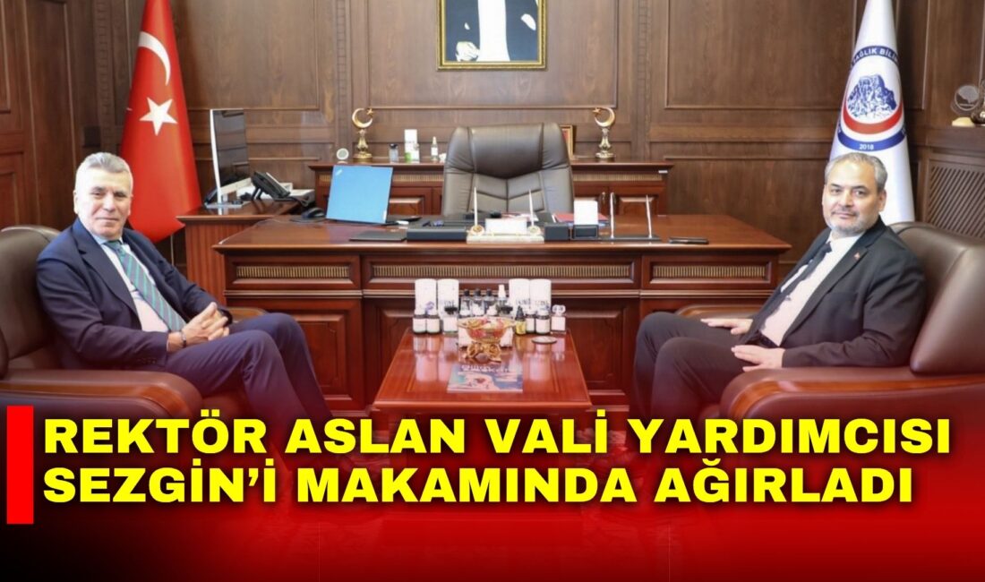 Afyonkarahisar Sağlık Bilimleri Üniversitesi (AFSÜ) Rektörü Prof. Dr. Adem Aslan,