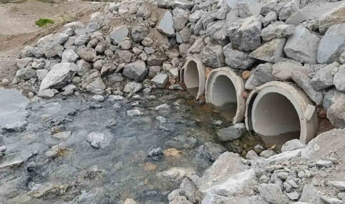 Afyonkarahisar’ın Sandıklı ilçesinde aşırı yağışlardan dolayı geçtiğimiz ay çöken Akdağ