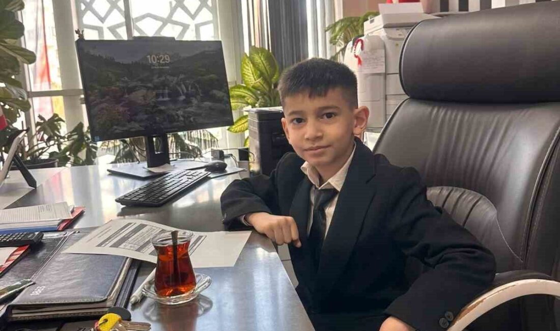 Afyonkarahisar’da 23 Nisan Ulusal Egemenlik ve Çocuk Bayramı kutlamaları çerçevesinde