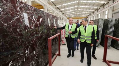 Afyonkarahisar Valisi Dr. Naci Aktaş, dünyaca ünlü mermer yataklarının bulunduğu