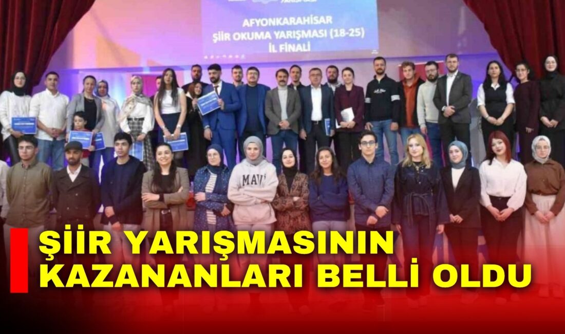 Afyonkarahisar’da gerçekleştirilen ’Gençler Arası Kültür ve Sanat’ etkinlikleri çerçevesinde şiir