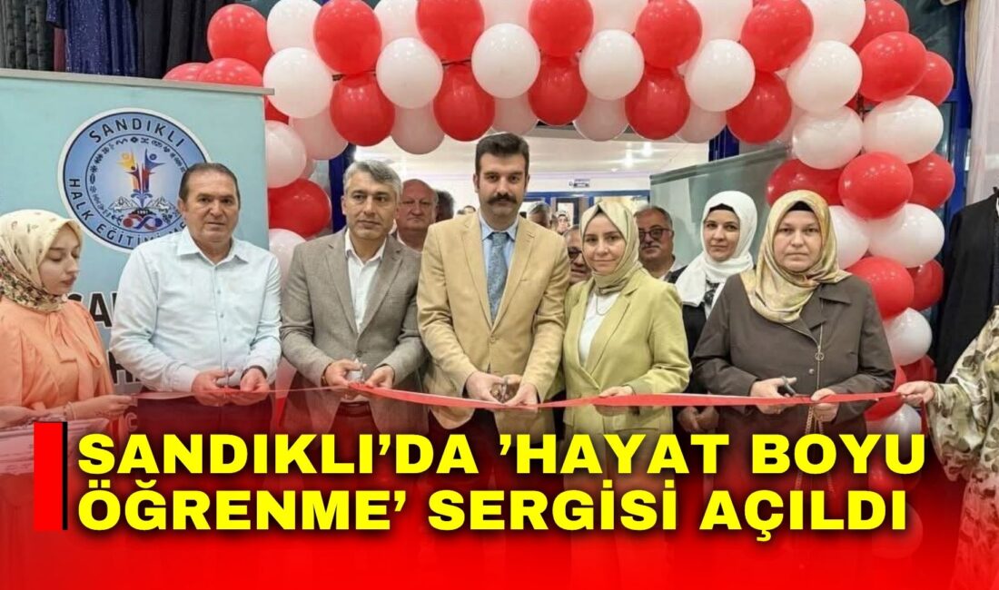 Afyonkarahisar’ın Sandıklı ilçesinde ’Hayat Boyu Öğrenme Haftası’ çerçevesinde Halk Eğitim