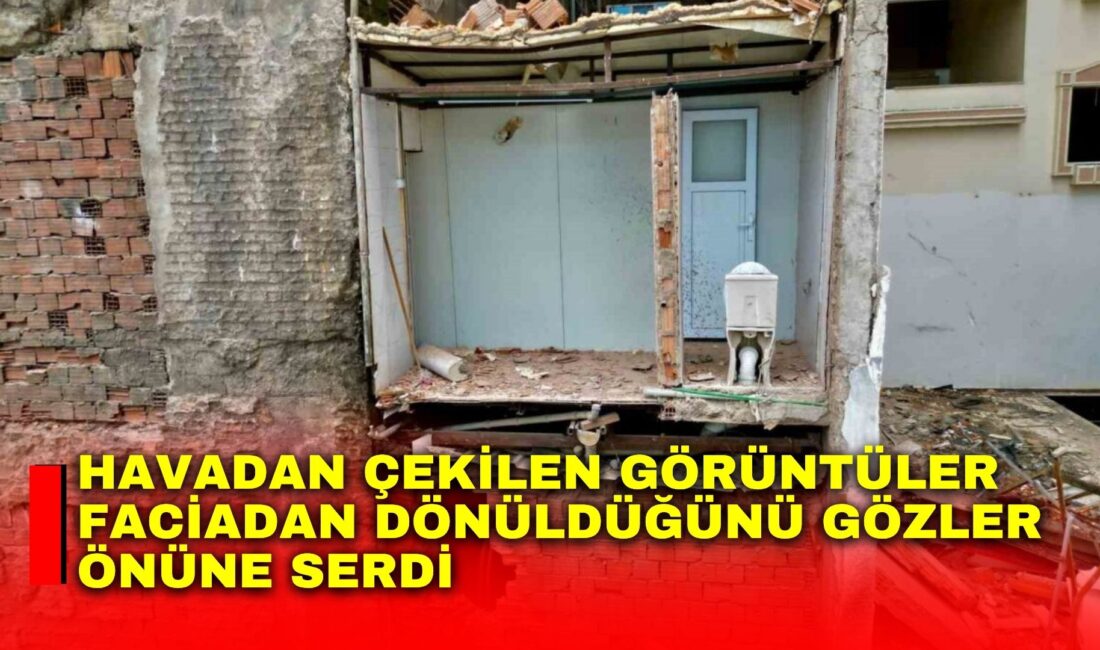 Afyonkarahisar’da eski bir otelin yıkımı esnasında hemen yanı başındaki iş