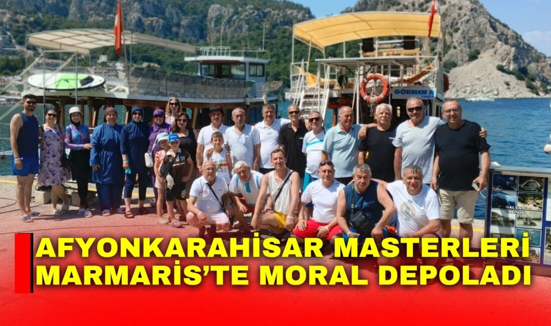 Afyonkarahisar’ın sevilen spor adamları ile veteran futbolcularını aynı çatı altında
