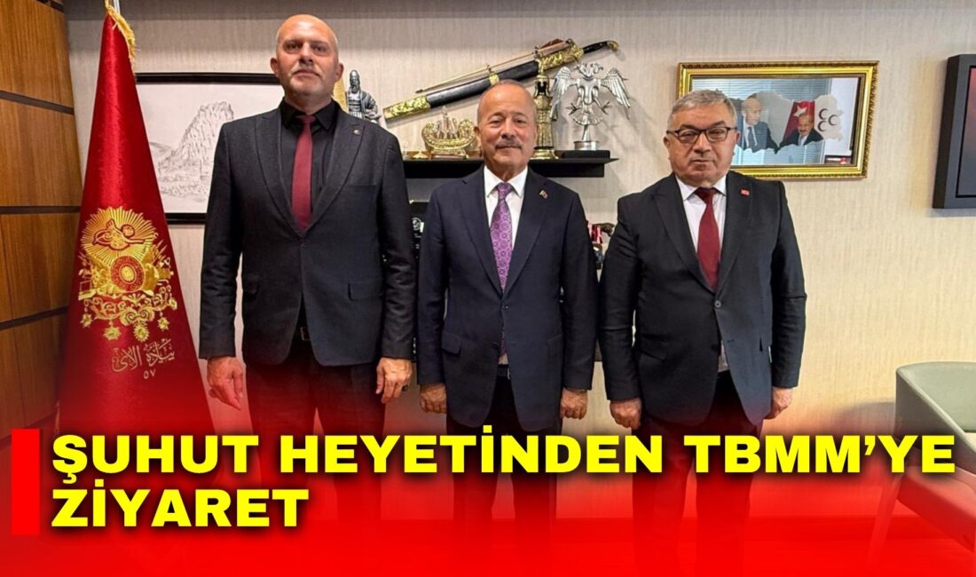 Şuhut Belediye Başkanı Muhittin Özaşkın ile Şuhut MHP İlçe Başkanı