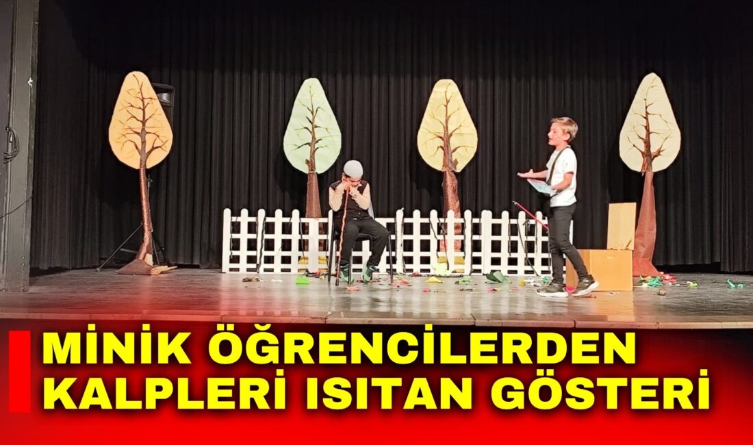 Minik öğrencilerden kalpleri ısıtan gösteri Hoca Ahmet Yesevi İlkokulu öğrencileri, yıl sonu etkinlikleri kapsamında hazırladıkları