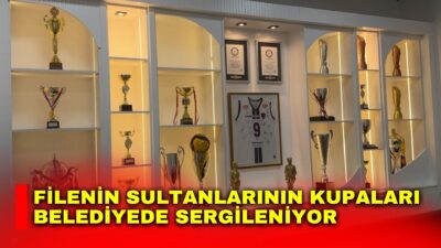 Afyonkarahisar Belediye Başkanı Burcu Köksal’ın makamının bulunduğu belediye hizmet binasının