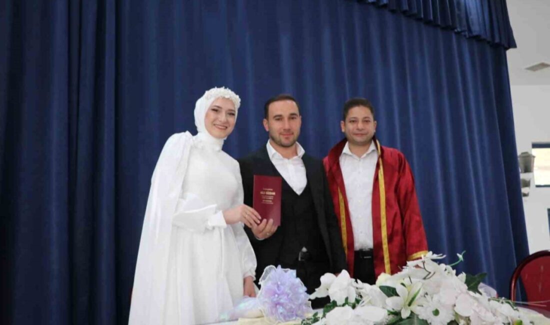 Afyonkarahisar’ın Sandıklı ilçesinde, akılda kalıcı ve anlamlı bir tarihte evlenmek