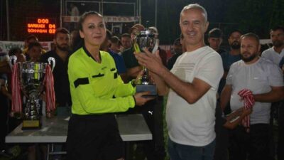Zonguldak’ın Alaplı ilçesine bağlı Çatak Köyü’nde geleneksel olarak düzenlenen Kurban