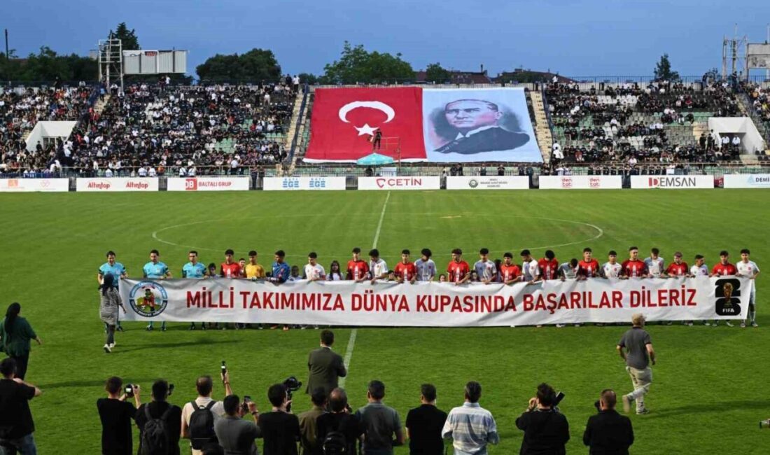 Denizli Emniyet Müdürlüğü tarafından bu yıl üçüncüsü düzenlenen “Mahallemde Maç