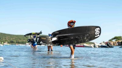 Çeşme Şifne’de düzenlenen İzeltaş Dünya Motosurf Şampiyonası’nın ilk etap yarışlarının