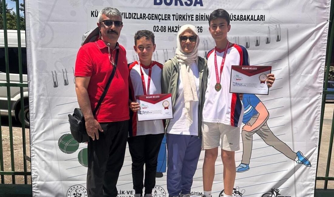 Bocce Türkiye Şampiyonası’na Eskişehir’den katılan Eymen Berk Ünal Türkiye şampiyonu,