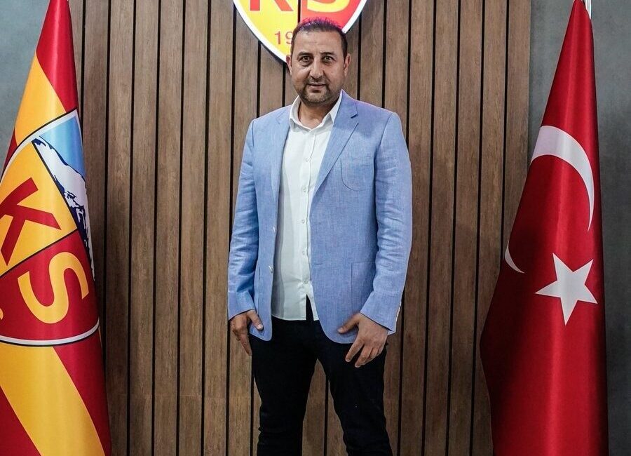 Kayserispor Kulübü, sosyal medya hesabından yaptığı paylaşımla Kulüp Menajerliği görevi