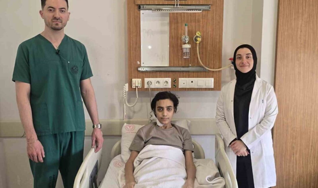 Şanlıurfa’da bir hastanın kafasında bulunan 8 santimetrelik dev beyin tümörü