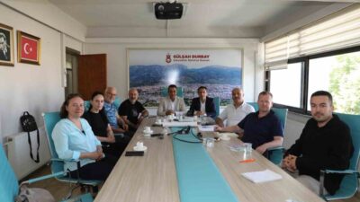 Şehzadeler Belediyesi ile Yeşilay arasında gerçekleştirilen toplantıda, çocuk ve gençleri