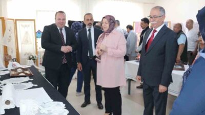 Afyonkarahisar’ın Şuhut ilçesinde, Halk Eğitimi Merkezi tarafından “Hayat Boyu Öğrenme