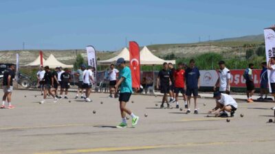 Nevşehir’in Gülşehir ilçesinde düzenlenen Türkiye Ümitler ve Büyükler Bocce Volo