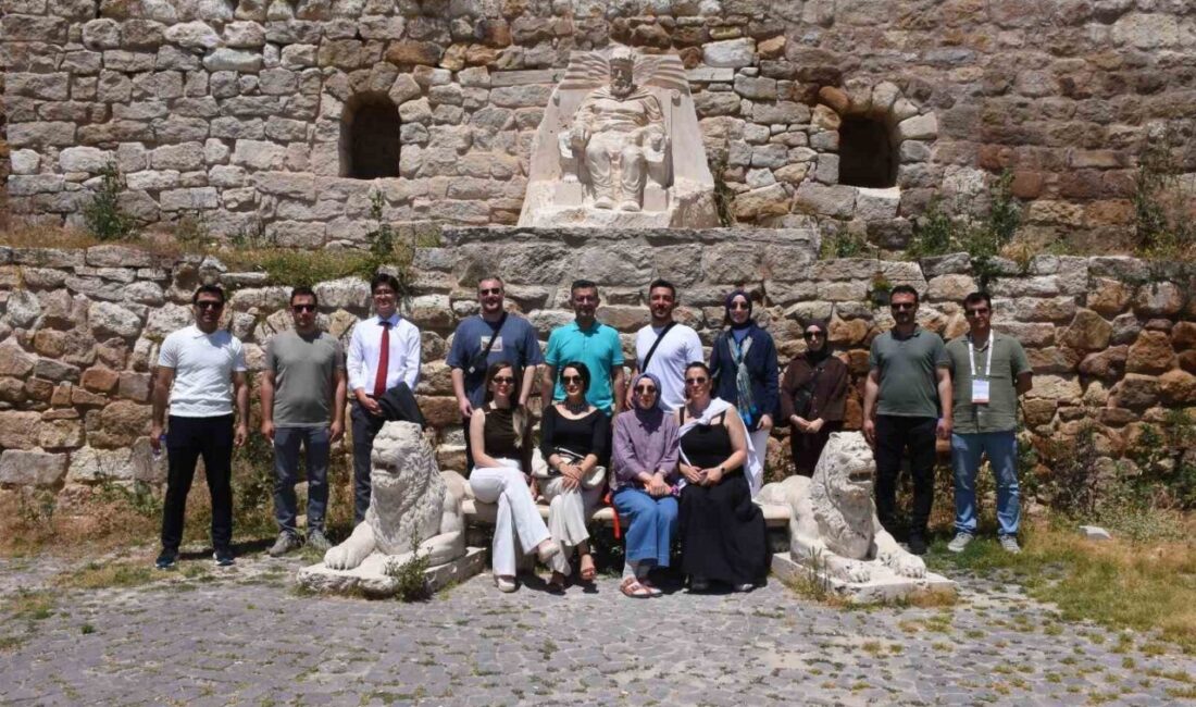 Cumhurbaşkanlığı İletişim Başkanlığı tarafından Afyonkarahisar’da düzenlenen “Türkiye’nin Gastrodiplomasi Modeli: Sofra