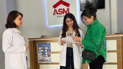 Hakkari’nin Yüksekova ilçesinde, “Cilt Kanseri Farkındalık Ayı” etkinlikleri kapsamında vatandaşlara