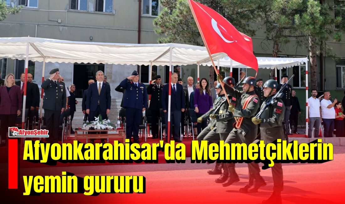 Afyonkarahisar Valisi Dr. Naci Aktaş, İkmal ve Garnizon Komutanlığında düzenlenen