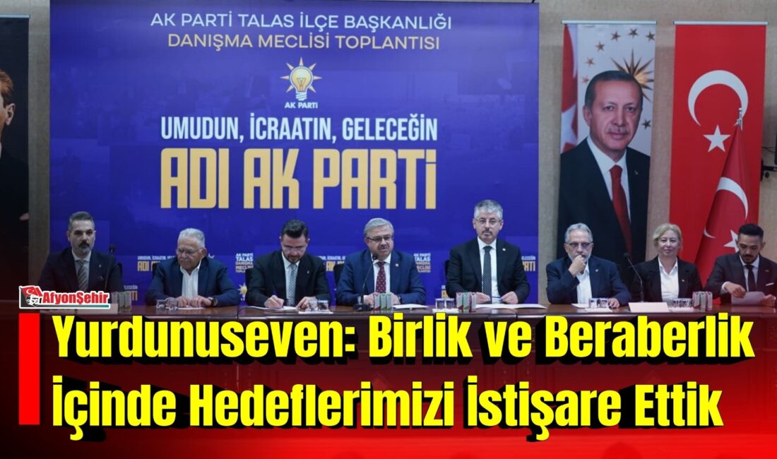 AK Parti Afyonkarahisar Milletvekili İbrahim Yurdunuseven, Kayseri'nin Talas ilçesinde düzenlenen