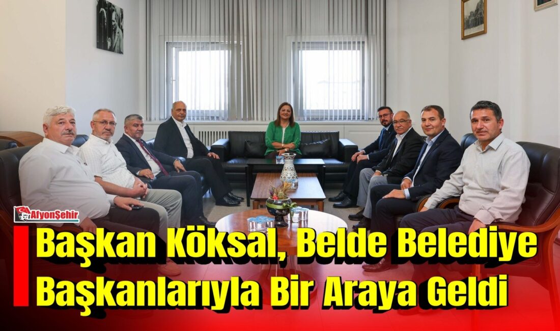 Afyonkarahisar Belediye Başkanı Burcu Köksal, kentte görev yapan belde belediye