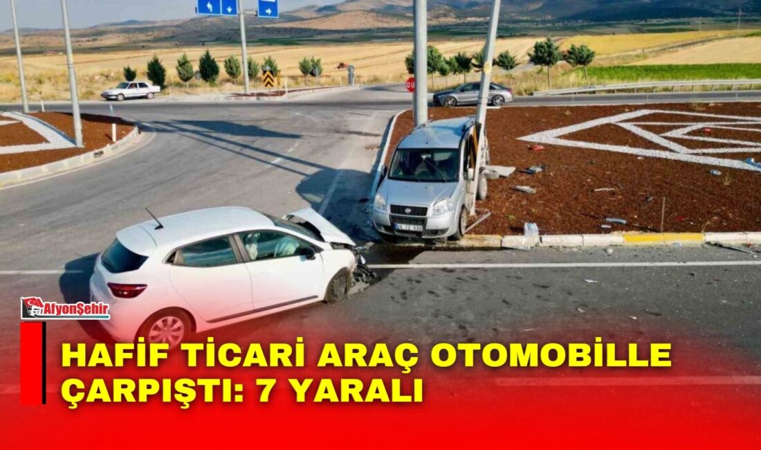 Afyonkarahisar’ın Emirdağ ilçesinde otomobil ile hafif ticari aracın kavşakta çarpıştığı