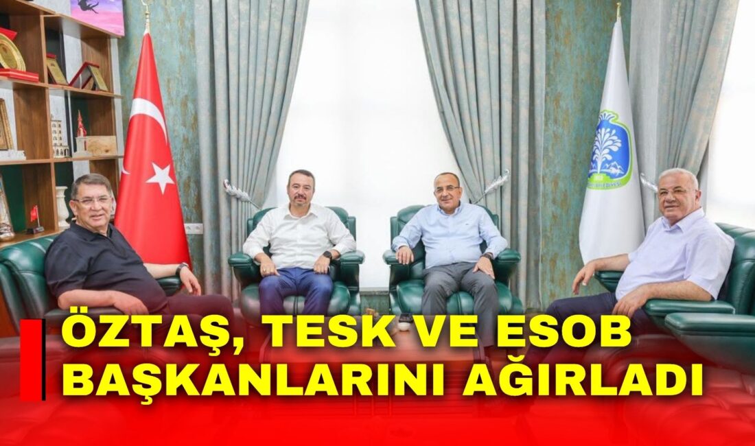 Öztaş, TESK ve ESOB Başkanlarını ağırladı Sandıklı Belediye Başkanı Adnan Öztaş, TESK ve ESOB Başkanlarını makamında