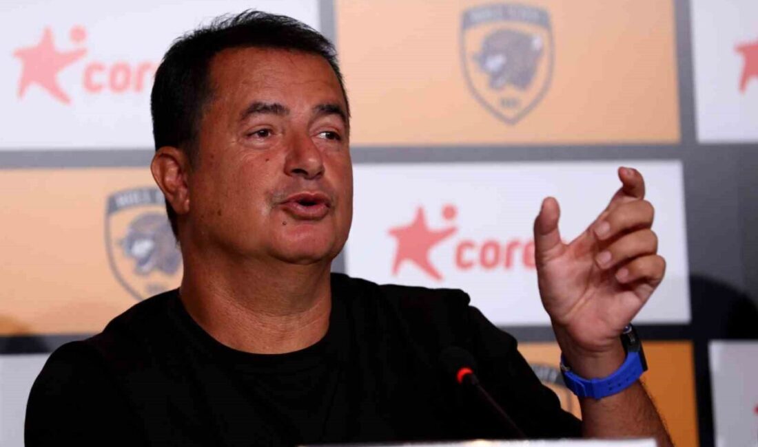 Hull City Başkanı Acun Ilıcalı, Süper Lig’deki yüksek maaş politikalarının