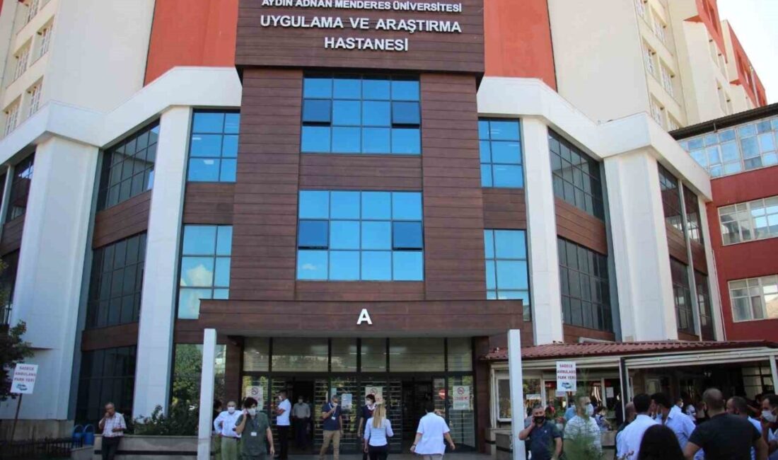 ADÜ Hastanesi’nde hizmete alınan yeni dijital işlem cihazları (kiosk) sayesinde