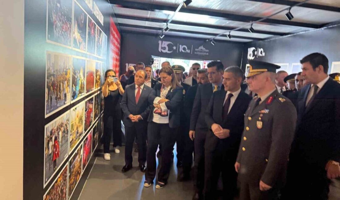Afyonkarahisar’da ’15 Temmuz Anma ve Dijital Deneyim Merkezi’ hizmete açıldı Afyonkarahisar’da 15 Temmuz Demokrasi ve Milli Birlik Günü dolayısıyla düzenlenen