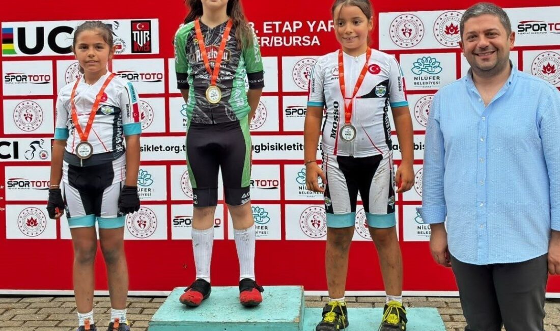 Bursa’da düzenlenen 1. Bölge 3. Etap Bölgesel Dağ Bisikleti Yarışı’nda