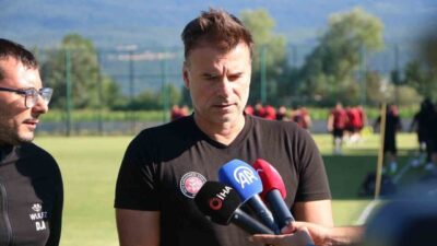 Fatih Karagümrük Teknik Direktörü Aleksandar Stanojevic, Bolu’da yaptıkları kampın iyi