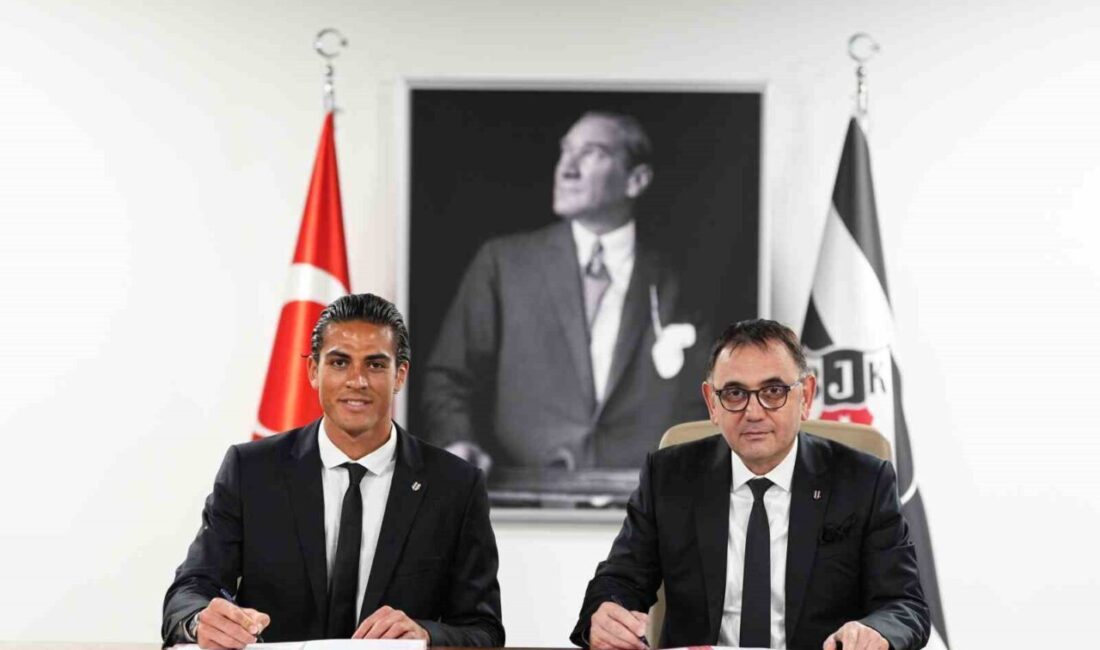 Beşiktaş, Başakşehir’in 23 yaşındaki kalecisi Doğan Alemdar’ı kadrosuna kattığını açıkladı.