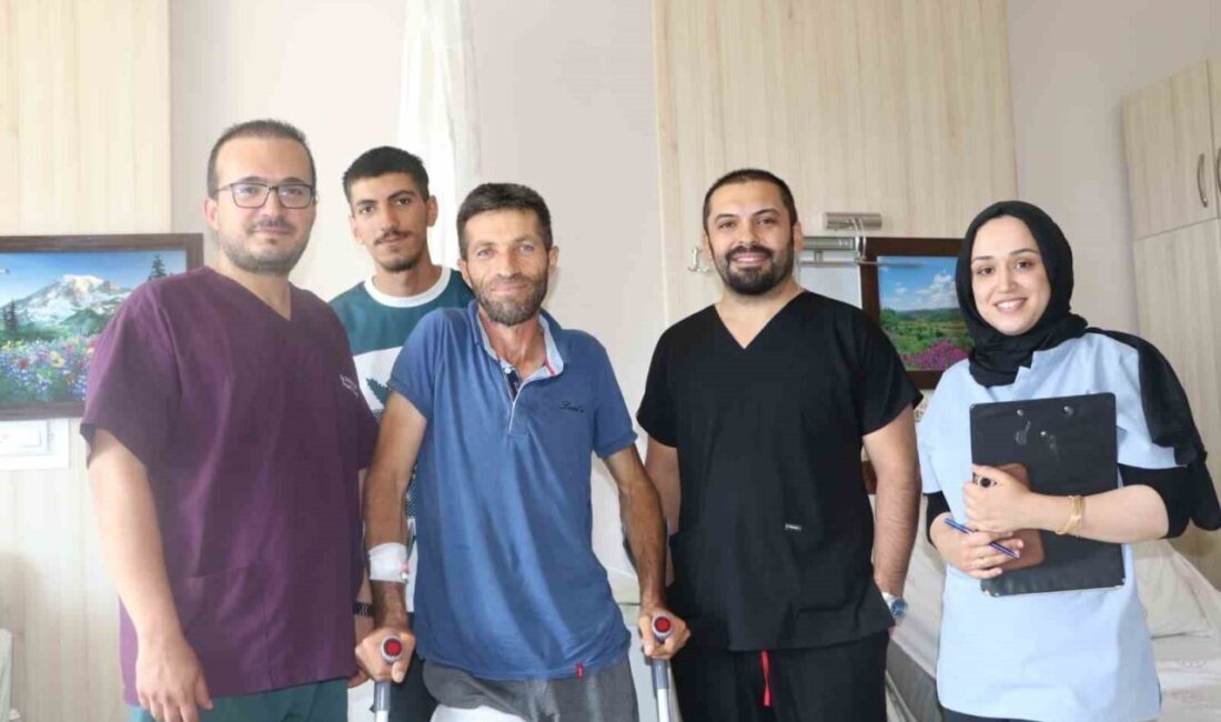 Bingöl’de 37 yıldır yürümekte zorlanan 52 yaşındaki hastaya yapılan 10