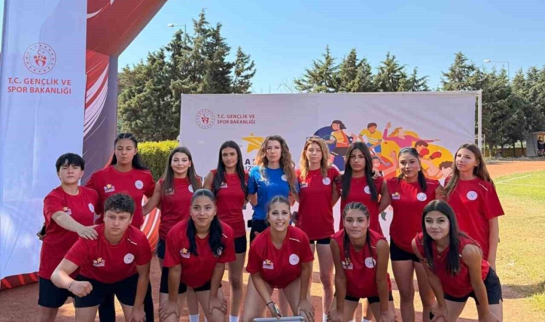 Eskişehir Ragbi Kadın Takımı, ANALİG Ragbi Grup Müsabakalarını namağlup tamamlayarak