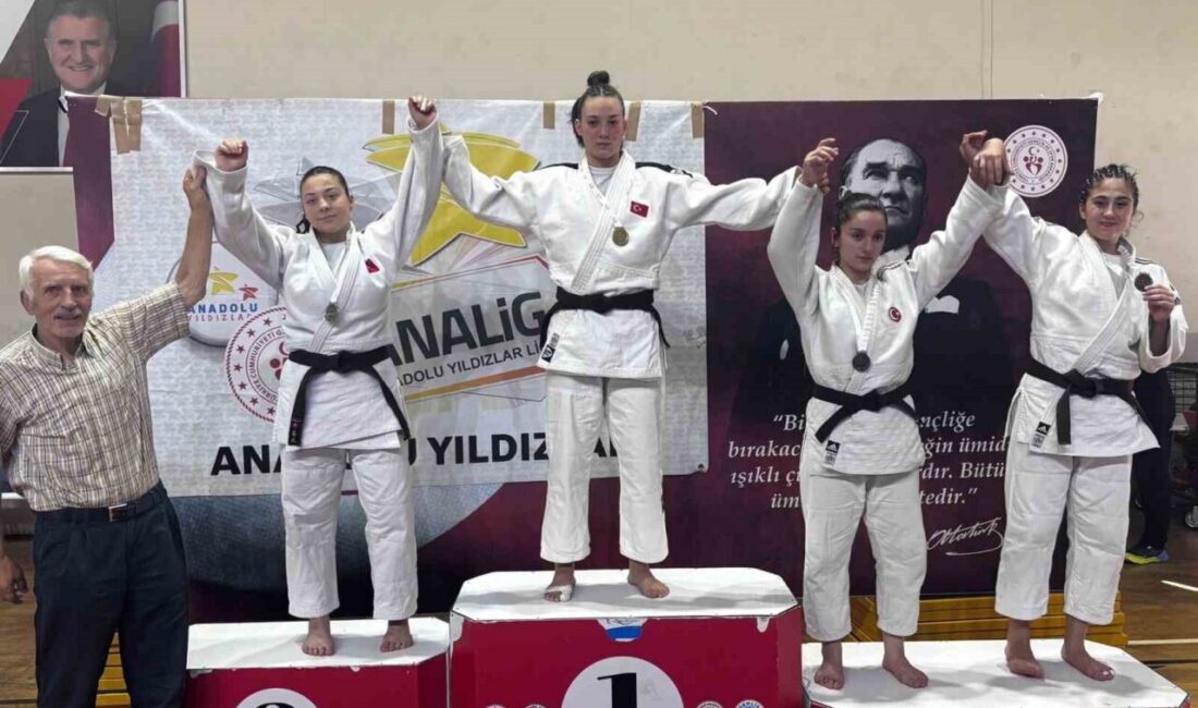 Eskişehirli judocudan önemli başarı Anadolu Yıldızlar Ligi Judo Yarı Final Müsabakaları’na Eskişehir’den katılan Tuana