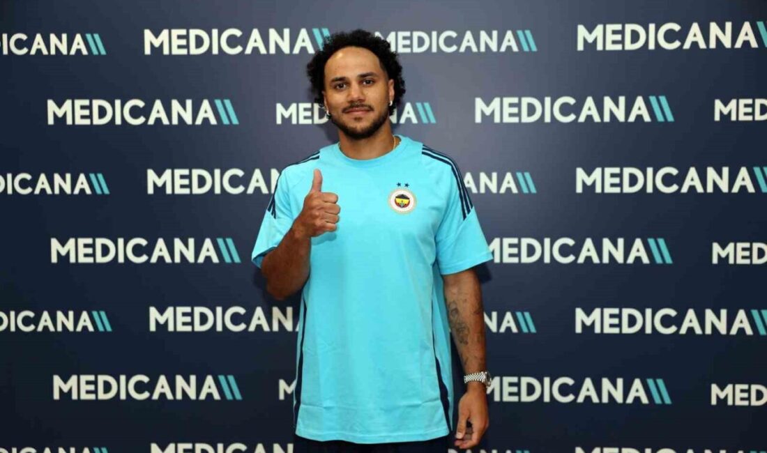 Fenerbahçe Erkek Basketbol Takımı’nın yeni transferi milli basketbolcu Shane Larkin