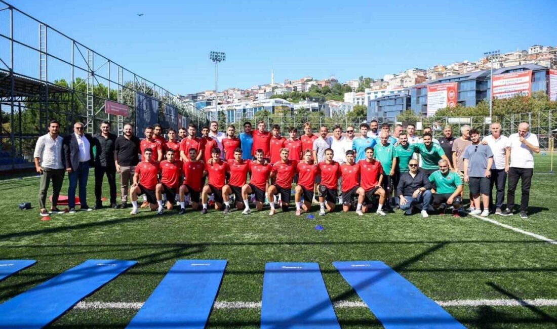 TFF 3. Lig ekiplerinden Galata Spor, 2026-2027 sezonu hazırlıklarına Beyoğlu