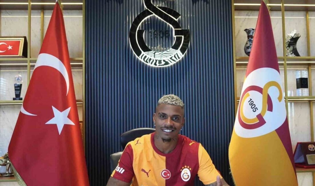 Galatasaray, Gabonlu oyuncu Mario Lemina’nın sözleşmesini iki yıl daha uzattığını