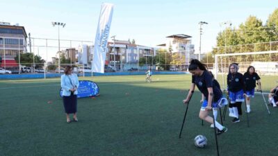 Gaziantep Büyükşehir Belediyesi, Türkiye’nin ilk Kadın Ampute Futbol Takımı’nı hayata