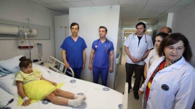 Kırgızistan’da yaşayan 8 yaşındaki Akhmarcan Nursultanova, 4 yaşından bu yana