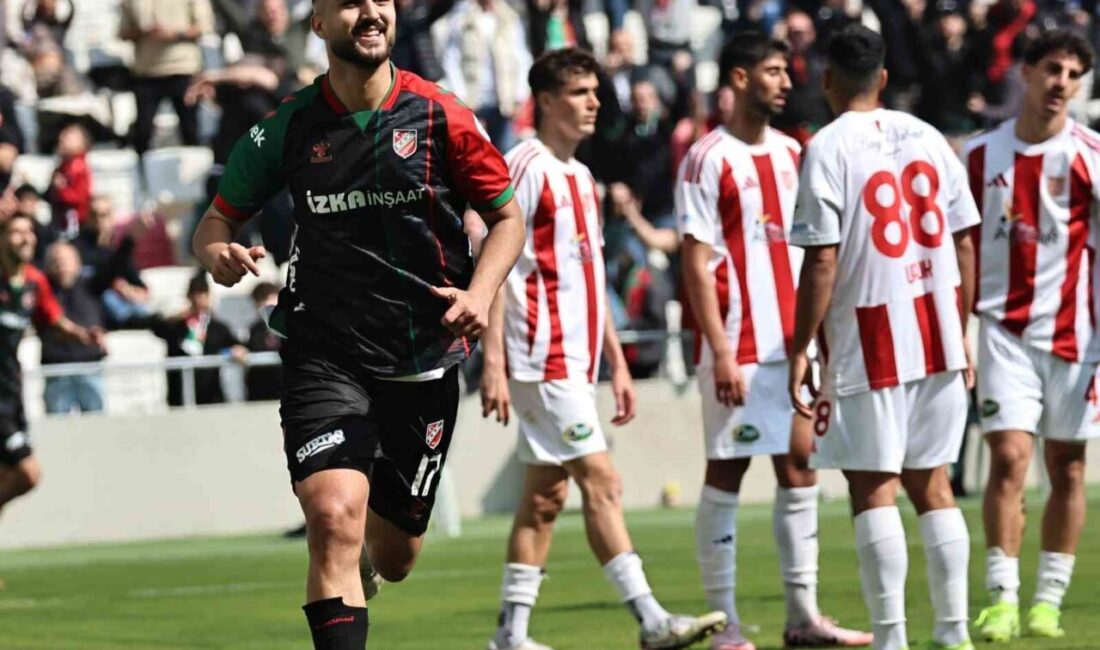 Karşıyaka’da iç transferde deneyimli forvet Ömer Faruk Sezgin ile bugün