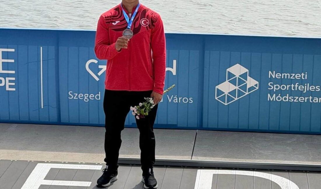 Muğla’nın Köyceğiz Su Sporları Sporcu Eğitim Merkezi sporcusu Dünya Şampiyonu